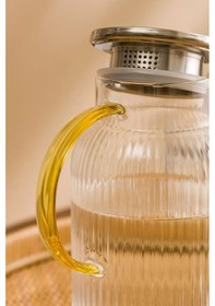 Resim Qerhome Borosilikat Cam Çizgili Sürahi Gold Saplı Metal Kapaklı 1500 Ml 