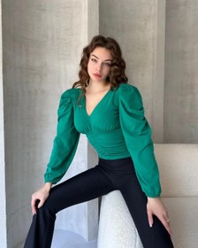 Resim Defile V Yaka Drape Detaylı Crep Bluz 