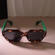 Resim Erkekler ve Kadınlar için Retro Şık Kare Moda Gözlükleri - Kalın Çerçeve, Ayna Lens, Metal Menteşeler, Kaplumbağa Kabuğu Tasarımı, Partiler ve Günlük Moda İçin Mükemmel 