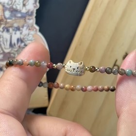 Resim 1 Adet Kadınlar İçin Vintage Kedi Charm Bileklik - Yeşil, Pembe, Gri, Bej Pastel Boncuklu - Her Gün ve Festival Takısı, Kedi Severler İçin Hediye, Minimalist Yıllık Kullanım, Eğlenceli Aksesuar, Benzersiz Renkli Boncuklar, Şükran Günü İçin Mükemmel 