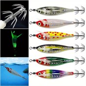 Resim Karanlıkta Parlayan Kalamar Jig Balıkçılık Yemi - 8cm/3.1" 5.3g Gerçekçi Muratböceği Sert Yem Çok Renkli Yansıtıcı Desenlerle, Gece Tuzlu Su & Tatlısu Balıkçılığı için 3 Üçlü Kancalar, Canlı Yem Tasarımı, Ahşap Başlı Yem 