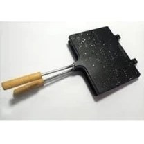 Resim abnturk Ocak Üstü Döküm Granit Alüminyum Tost Makinesi Ahşap Saplı Izgara Ekmek Kızartma 