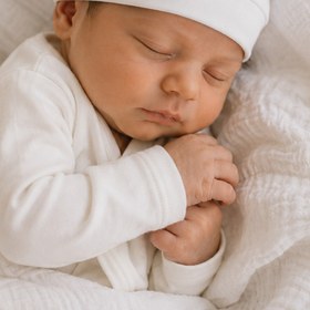 Resim UmBaby % 100 Pamuklu Penye Yenidoğan Bebek Bere Şapka 4'lü Set 