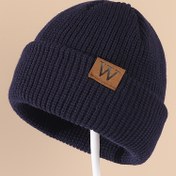 Resim Harf W Yama Örgü Bere - Lacivert Yumuşak Esnek %100 Akrilik Kolej Tarzı Günlük Kışlık Şapka Erkekler & Kadınlar İçin, Elde Yıkanabilir 