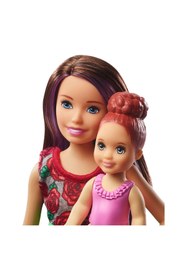 Resim Barbie Bebek Bakıcısı Bebeği ve Aksesuarları Oyun Setleri FXH05 - 3+ Yaş 