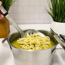 Resim Essentials 18/10 Çelik Kevgir 