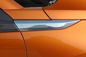 Resim Omsa Line Peugeot 2008 ile uyumlu Krom Çamurluk Sinyal Çıtası 2 Parça 2019 ve Sonrası 