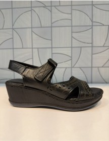Resim Anıl Ayakkabı Castle Black 22322 Kadın Siyah Dolgu Topuk Hakiki Deri Rahat Günlük Sandalet 