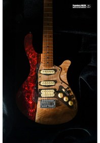 Resim Elektro Gitar Custom Epoksi & Yıllanmış Ağaç Kişiye Özel Kırmızı 