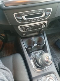 Resim Renault Megane 3 İkili Bardaklık 