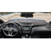Resim 2015+ Modellerine Uygun Nissan Qashqai Torpido Koruma Halısı Siyah Kenar Renk Siyah 