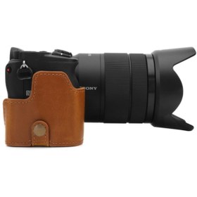 Resim MegaGear Sony Alpha A6600 Ile Uyumlu Suni Deri Yarım Kamera Kılıf 