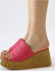 Resim Zoje Fuşya Kırışık Kabartmalı Platformlu Terlik 001 
