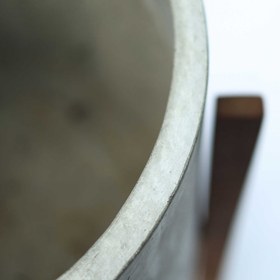 Resim Berlin Ahşap Ayaklı Beton Saksı M Gri 