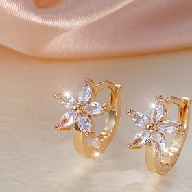 Resim Her Gün ve Parti İçin Mükemmel: Elegant ve Şık Çiçek Küpe: Sentetik Zirkonya ve Bakır 