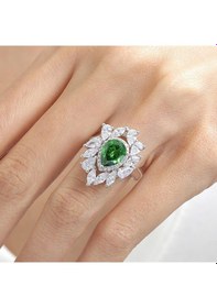Resim Mia Vento Effective Diamond İstanbul İhtişamı Sentetik Zümrüt Taşlı Gümüş Yüzük 