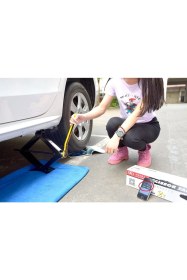 Resim Wehhler Toyota Yaris Cross 1.5 Hybrid Flame E-Cvt 2025-2026 Yol Yardım Seti - Gerçek 1.5 Ton Kriko ve 4 Kollu Bijon Anahtarı - Paslanmaz- Eğilmez - Bükülmez 