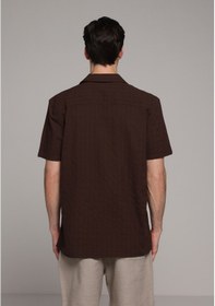 Resim Colin's Colins Regular Fit Apaj Yaka Jakarlı Erkek Kahverengi Kısa Kol Gömlek Cl1079893 Q1.v2 Dbr Koyu Kahve 