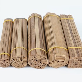 Resim 10 adet Karbonize Bambu Çubukları - Hafif Kahverengi DIY İnşaat Modelleme Malzemeleri, El Sanatları ve Projeler için Dayanıklı ve Çok Yönlü İnşaat Blokları, İnşaat Modelleme Malzemeleri|Doğal Bambu Kaplama|Dayanıklı Bambu Çubukları, Bambu El Sanatları 