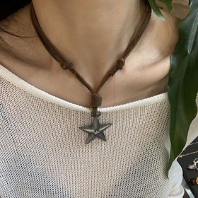 Resim Doğum günleri, yıldönümleri ve mezuniyet Noel hediyeleri için 1 adet Retro ve Moda Bohem Yıldız Kolye 