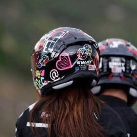 Resim Sway 867 Peri Colorful Kask 