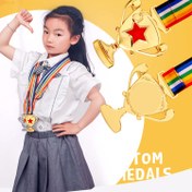 Resim Çocuklar İçin Metal Madalyalar - Altın Ödüller, Takdir Rozetleri ve Kupalarla Anaokulu Spor Günü Başarılarından Tanıyıcı, Şık Hediye Sistemi, Klasik Trofe Tabanlı Zeminli Yaldız Kaplama Kaliteli Medyalon Genç Atletleri ile Okul Etkinlikları i 