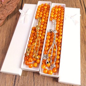 Resim 66 Adet El Yapımı 10mm Doğal Kehribar & Arı Mumu Müslüman Tesbih Çiçekli Püskül - Arap Stili Ramazan Hediyesi Erkekler İçin, Eid al-Fitr Bereketleri, Şık Hediye Kutusu Dahil, İslami Takılar, Detaylı Boncuk Tasarımı, Altın Tonlu Vurgular 