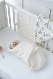 Resim Tuğba Kuğu Peluş Kundak Ve Çift Yüz Battaniye - Yeşil Ince Yapraklar 