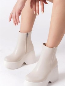 Resim Les Passent Kadın Celsi Krem Cilt Yandan Fermuarlı 9 cm Yüksek Dolgu Topuklu Mevsimlik Kadın Kısa Bot Bootie 