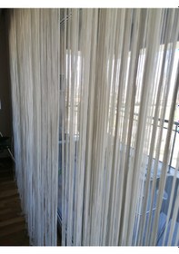Resim İp Model Kırık Beyaz Renk İp Perde 180 Cm En 280 Cm Boy 2 Mm Şeritler Halinde Hazır İp Perde Kırık Beyaz 