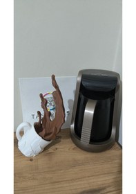 Resim Dökülen Kahve Bardağı 