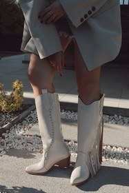 Resim POLKA STORE Tassel Püskül Detaylı Troklu Uzun Diz Altı Western Kadın Kovboy Çizme 