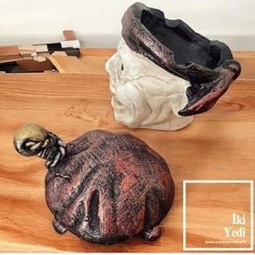 Resim Korsan Kurukafa ve Çapa Tasarımlı Kapaklı Küllük – Sıradışı Dekoratif Kül Tablası Bar Pub Obje Bej Beyaz Bordo Eskitme 