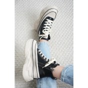 Resim PEGGY GUJA İTHAL ÖZEL SERİ HAKİKİ DERİ KADIN SPOR BOT SİYAH 