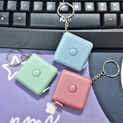 Resim Kompakt Kare Anahtarlık Otomatik Teleskopik Cetvel ile - Giyim ve Vücut Ölçümleri için Mini Ölçü Cetveli, Açık Mavi, Yeşil, Pembe, Mor, Beyaz, Siyah ve Gri, Taşınabilir Ölçü Cetveli, Günlük Taşıma Aracı, Şık Anahtar Tutucu, Metalik Kaplama 
