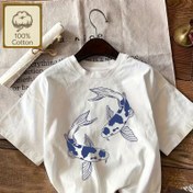 Resim Kadınlar için Rahat Koi Balığı Baskılı T-Shirt, Yuvarlak Yaka Kısa Kollu Tişört, İlkbahar/Yaz/Sonbahar Modası Üstü, Canlı Mavi ve Beyaz Koi Tasarımı 