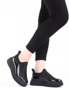 Resim layki Blenda Siyah Renkli taşlı detaylı Yürüyüş Ayakkabısı 