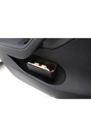 Resim Elo Tesla Model Y / Model 3 Gözlük Muhafaza Kabı , Mat Siyah Renk Seçeneği Ile 