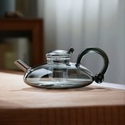 Resim 1 adet Yüksek Borosilikat Isıya Dayanıklı Cam Çaydanlık Ergonomik Saplı - Ocak ve Açık Alev Kullanımı için Dayanıklı Termal Şok Dirençli, Modern Mutfak ve Çay Masası Dekoru için Net Demleme Çaydanlığı, Çay Severler için İdeal Hediye 