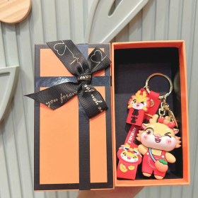 Resim OEMG Yıl Maskotu Karikatür Çekicilik Anahtarlık Kolye Bebek Karikatür Hediyeler (Yurt Dışından) 