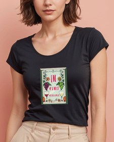 Resim In Vino Veritas Geniş Yaka Tişört 