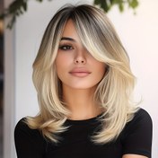 Resim Sentetik Kadın Peruk | Elegant Dalga Dalgası Tarzı | Yüksek Sıcaklık Lif | 130% Yoğunluk | Mat Bitirme ile Bangs | Gül Ağı File Kapak | Isıya Dayanıklı Lif Peruklar 