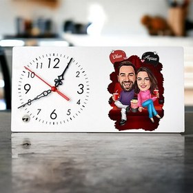 Resim Sinema Keyfi Yapan Çiftler Masa Saati 