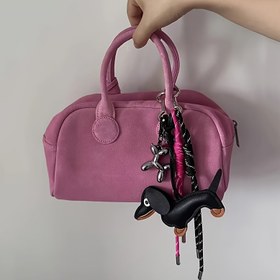 Resim Sevimli Siyah ve Pembe Renk Bloklarıyla Dachshund Anahtarlık Çanta Süsü, Karikatür Köpek Halı Kolye 