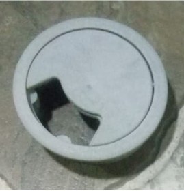 Resim Bilgisayar Masası Kapağı - Çalışma Masası Kablo Geçiş Kapağı - Gri Diğer 