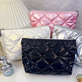 Resim Büyük Kapasiteli Yorganlı Seyahat Tuvalet Çantası - Çoklu Bölümler ile Şık Pembe Makyaj Organizatörü, İş Seyahatleri ve Günlük Kullanım için Dayanıklı Fermuar Kapatma, Kozmetik Depolama Organizatörü, Zarif Tasarım 