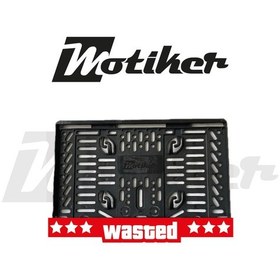 Resim Pleksi Plakalık Kırmızı Üstüne Beyaz Wasted Tasarımlı Motosiklet Plakalık Modeli 