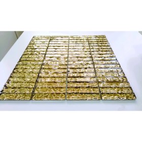 Resim MozaiKristaL Mutfak Tezgah Arası ve Iç Dekorasyon için Altın Kristal Mozaik. Cam ölçüsü: 15x73x6 mm. File ölçüsü: 30x30 cm. ( 1 Koli = 6 File Karo = 0.54 m2 fiyatıdır ) 