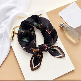 Resim Klasik Minimalist Stil Hayvan Desenli Kare Eşarp, %100 Saf İpekten Üretilmiştir, Hem Erkekler Hem de Kadınlar İçin Uygundur. Bu Hafif ve Hava Alan Eşarp, Bir Başörtü Olarak Kullanılabilir - Abi, Şık ve Moda Aksesuarı, Akşam Etkinlikleri İçin Mükemmeldir. 