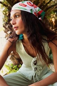 Resim DeFacto Slim Fit V Yaka Önden Bağlamalı Kolsuz Bluz 